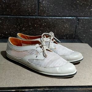 VINTAGE REBECCA MINKOFF LEATHER MESH ACCENT SHOES SIZE 7 1/2 MOD PREPPY